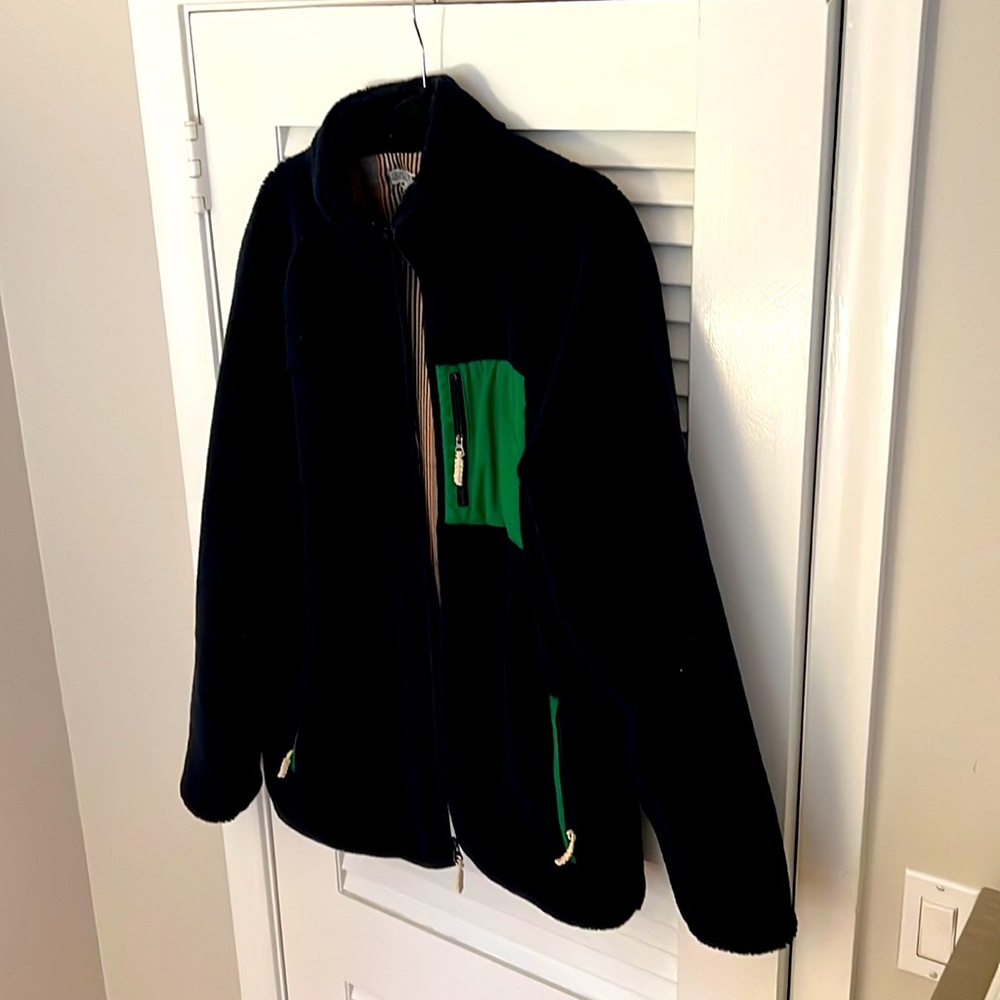 Navy Blue Quaker Marine Fleece Zip Up. Size Large but fits/feels more like a XL